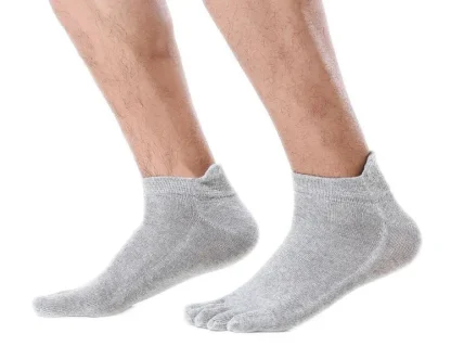 Solid Color Five Finger Toe Socks - Image 6