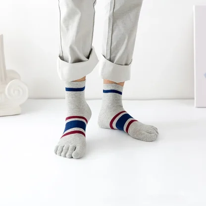 Toe Socks with Striped Print - Image 4