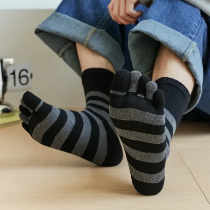 Classic Two Tone Striped Socks