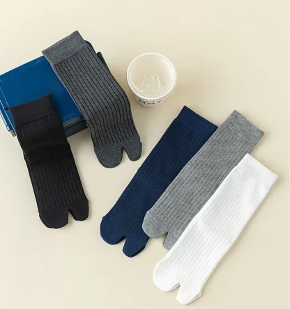 Casual Solid Color Socks with Split Design - Image 5