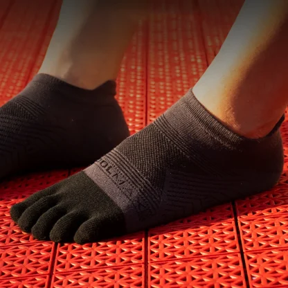 Breathable Sports Socks with Quick Drying Effect - Image 7