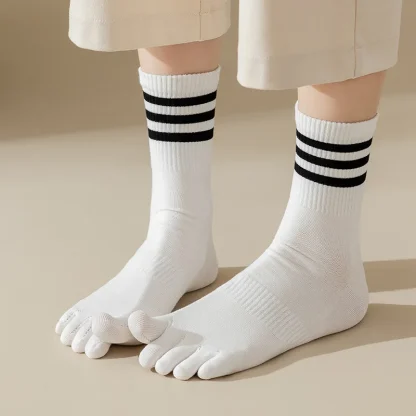 Striped Trim Crew Comfy Toe Socks - Image 5