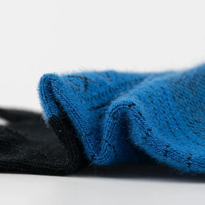 Breathable Sports Socks with Quick Drying Effect - Image 6