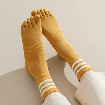 Striped Trim Crew Comfy Toe Socks - Image 6