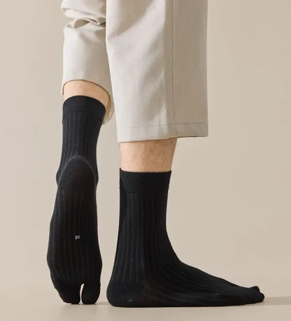 Casual Solid Color Socks with Split Design - Image 10