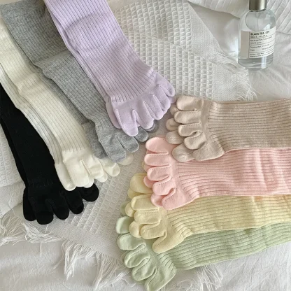 Light Solid Color Socks with Breathable Fabric - Image 2